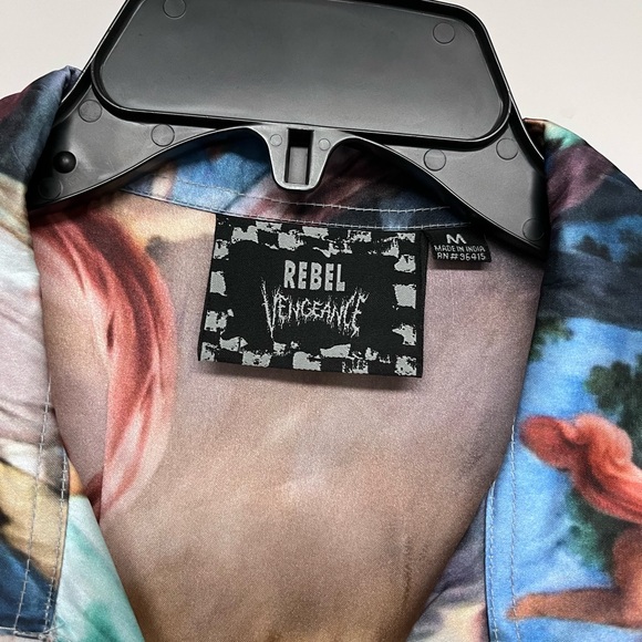 REBEL VENGEANCE Shirt Mens XL Wearable Art ITALIAN Boticelli Print Satin - Picture 4 of 6